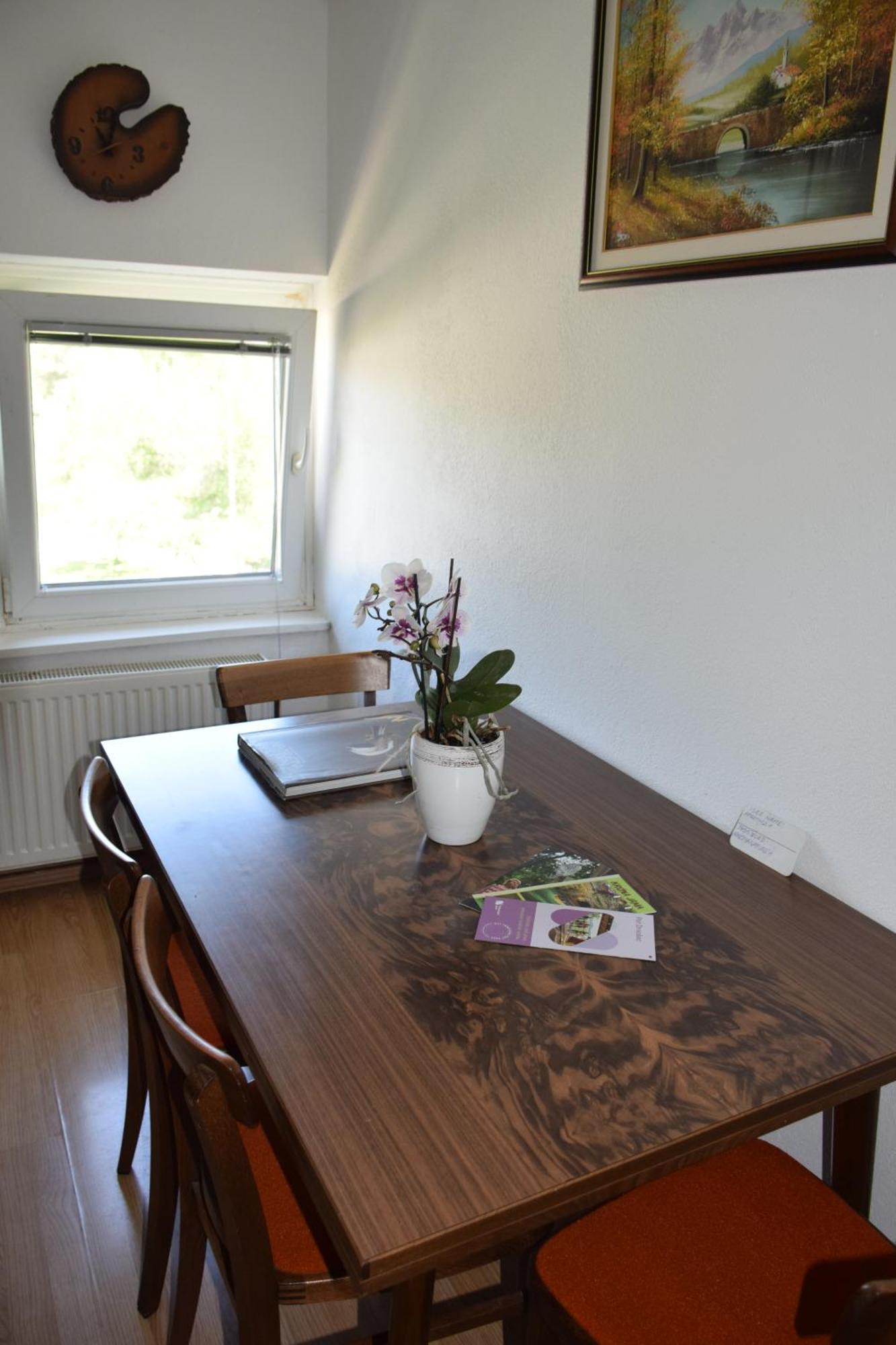Apartma Narava Begunje pri Cerknici Rom bilde